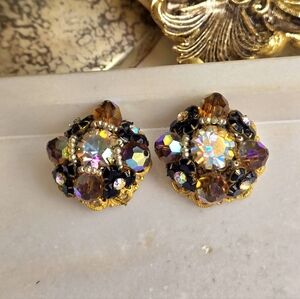 Vintage Filigree Brown and Black Cluster Clip On Earrings.